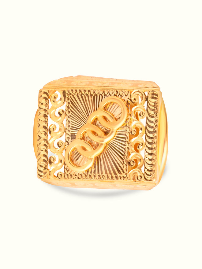 Intricate Gold Finger Ring